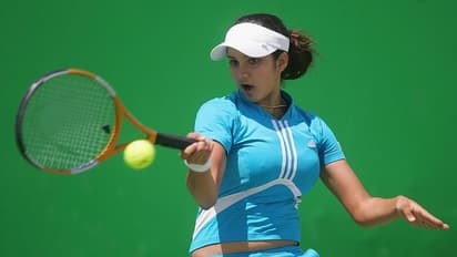 ఆస్ట్రేలియన్ ఓపెన్ 2023 : ఓటమితో గ్రాండ్ స్లామ్ కెరీర్ను ముగించిన సానియా మీర్జా..