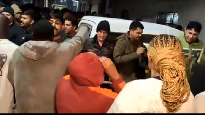 100ಕ್ಕೂ ಹೆಚ್ಚು ಆಫ್ರಿಕನ್ ಪ್ರಜೆಗಳಿಂದ ಪೊಲೀಸರ ಮೇಲೆ ದಾಳಿಗೆ ಯತ್ನ