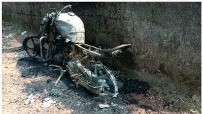 തിരുവനന്തപുരത്ത് സിപിഎം ബ്രാഞ്ച് സെക്രട്ടറിയുടെ ബൈക്ക് തീയിട്ട് നശിപ്പിച്ചു