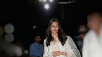 పెద్దమ్మతల్లి టెంపుల్‌ని సందర్శించిన పూజా.. ట్రెడిషనల్‌ లుక్‌లో హల్‌చల్‌.. ఎంత క్యూట్‌గా ఉందో!