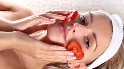 മുഖത്തെ കരുവാളിപ്പ് മാറ്റാന് പരീക്ഷിക്കാം തക്കാളി കൊണ്ടുള്ള ഈ അഞ്ച് ഫേസ് പാക്കുകൾ...