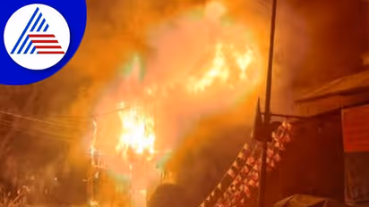 Bengaluru satish store:ತಡರಾತ್ರಿ ಭಾರೀ ಅಗ್ನಿ ಅವಘಡ: ಪೂಜಾ ಸಾಮಗ್ರಿ ಗೋದಾಮಿ ಬೆಂಕಿ!