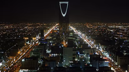 ഗാസ ആക്രമണത്തിനെതിരെ അറബ് രാജ്യങ്ങളുടെ കൂട്ടായ്മ; അടിയന്തര ഉച്ചകോടി ചേരും