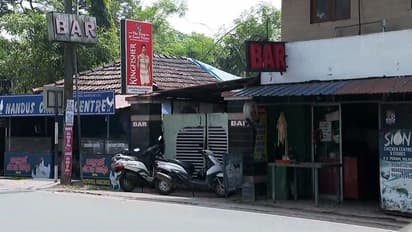 കൊവിഡ് കാലത്തെ അനധികൃത മദ്യവിൽപ്പന: തൃശ്ശൂരിലെ ബാർ അടച്ചുപൂട്ടി, ലൈസൻസ് റദ്ദാക്കി