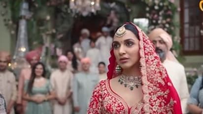 రెడ్‌ లెహంగాలో పెళ్లికూతురుగా కియారా.. సిద్ధార్థ్‌ని మ్యారేజ్‌కైనా పిలుస్తావా?.. టీజ్‌ చేస్తున్న ఫ్యాన్స్ 