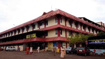 കാസർകോട് ജില്ലയിൽ ആദ്യം; ആൻജിയോപ്ലാസ്റ്റി ശസ്ത്രക്രിയ വിജയകരമായി പൂർത്തിയാക്കി ജില്ലാ ആശുപത്രി