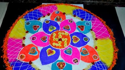 அப்பார்ட்மெண்ட்ல 'இந்த' கோலத்தை போடுங்க; பாக்குறவங்க அசந்து போவாங்க..!!