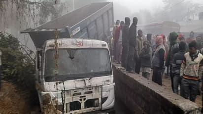 रायबरेली: चाय की गुमटी पर खड़े लोगों को तेज रफ्तार डंपर ने रौंदा, 4 की हुई मौत