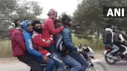 മൂന്ന് ബൈക്കില് 14 പേര്; വീഡിയോ വൈറലായപ്പോള് 'പണി'യായി