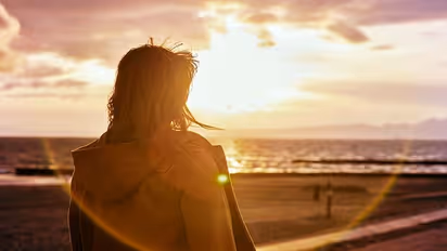 बुरे समय से बचना चाहते हैं शाम को ये 4 काम भूलकर भी न करें