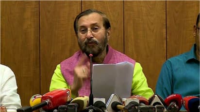 കേന്ദ്രസര്‍ക്കാര്‍ അവഗണിക്കുന്നുവെന്ന കേരളത്തിന്‍റെ ആക്ഷേപം വാസ്തവവിരുദ്ധം, കണക്ക് നിരത്തി പ്രകാശ് ജാവദേക്കര്‍