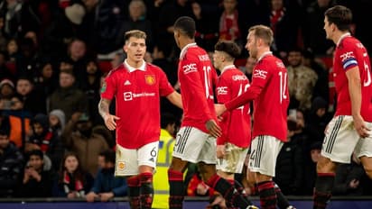 ആഴ്സണലിനോട് അടുക്കാന് മാഞ്ചസ്റ്റര് സിറ്റി; വിജവഴിയില് തിരിച്ചെത്താന് യുണൈറ്റഡ് ലീഡ്സിനെതിരെ