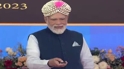 ಯುವ ಸಮೂಹಕ್ಕೆ ಕನ್ನಡದಲ್ಲೇ ಮೋದಿ ಸಂದೇಶ, ಹುಬ್ಬಳ್ಳಿ ಯವಜನೋತ್ಸವದಲ್ಲಿ ಪ್ರಧಾನಿ ಭಾಷಣ!