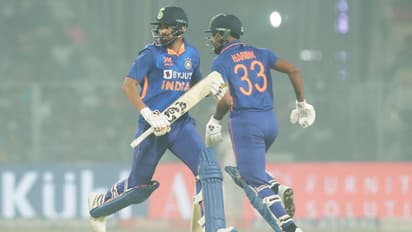 భయపెట్టిన లంక బౌలర్లు.. ఆదుకున్న రాహుల్, పాండ్యా.. రెండో వన్డేలో టీమిండియా విక్టరీ.. సిరీస్ కైవసం