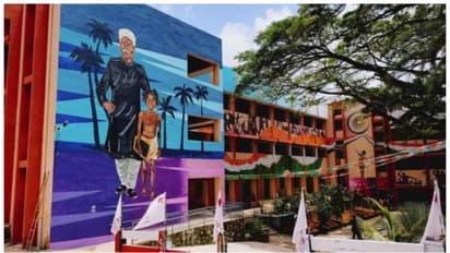 സംസ്ഥാന ഉന്നത വിദ്യാഭ്യാസ വകുപ്പിന് സുവർണ നേട്ടം; ഇന്ത്യ ബുക്ക് ഓഫ് റെക്കോർഡ്സിൽ ഇടം നേടി ചുമർചിത്രം