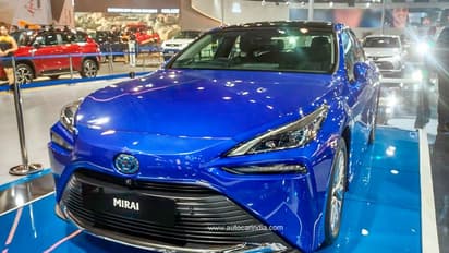 ടൊയോട്ട മിറായി എഫ്സിഇവി ഓട്ടോ എക്സ്പോയില്
