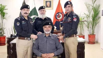 PAK के पेशावर में पुलिस स्टेशन पर आतंकी हमला, DSP सहित 3 पुलिसकर्मी मारे गए, हैंड ग्रेनेड और स्नाइपर गन का यूज