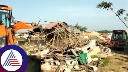 ಶಿವಮೊಗ್ಗ ಅಕ್ರಮ ಕಸಾಯಿಖಾನೆ ಉತ್ತರಪ್ರದೇಶದ ರೀತಿ ನೆಲಸಮ: ಗೋವುಗಳ ರಕ್ಷಣೆ