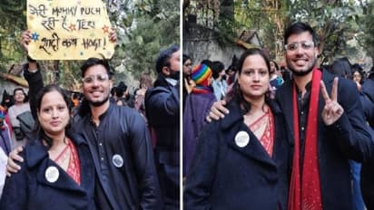 അമ്മയെന്നും കൂടെയുണ്ട്; സ്വവർഗാനുരാഗിയായ മകനൊപ്പം പ്രൈഡ് പരേഡിൽ പങ്കെടുത്ത് അമ്മ