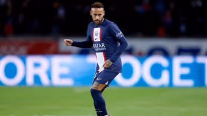 കാസമിറോയും ഇടപ്പെട്ടു! നെയ്മര്‍ മാഞ്ചസ്റ്റര്‍ യുണൈറ്റഡിലേക്കെന്ന് സൂചന; വിടാതെ ന്യൂകാസില്‍