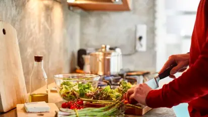 മലബന്ധം തടയാന് ഈ ഭക്ഷണങ്ങള് ഡയറ്റില് ഉള്പ്പെടുത്താം...