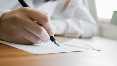 உங்க குழந்தை தேர்வில் நல்ல மதிப்பெண் வாங்கணுமா? வீட்டுல இதை மட்டும் பண்ணிடுங்க.. சூப்பர் மார்க் கிடைக்கும் 