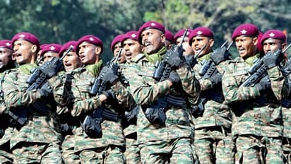 ಉಗ್ರ ದಾಳಿ ತಪ್ಪಿಸಲು ಕಾಶ್ಮೀರದಲ್ಲಿ 300 ಸ್ಪೆಷಲ್ ಕಮಾಂಡೋ ನಿಯೋಜಿಸಿದ ಭಾರತ!