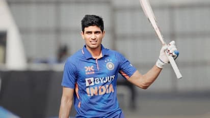 IND vs SL: ஷுப்மன் கில் அபார சதம்.. கோலி அரைசதம்.. மெகா ஸ்கோரை நோக்கி இந்திய அணி ஆட்டம்