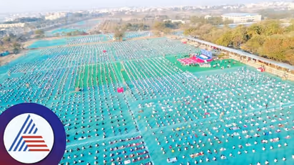 Vijayapura: ಹಿಜಾಬ್ ಧರಿಸಿಯೇ ಯೋಗ ಮಾಡಿದ ಮುಸ್ಲಿಂ ವಿದ್ಯಾರ್ಥಿನಿಯರು