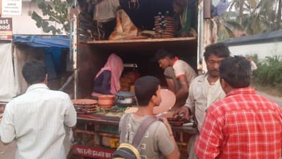 കടയും വീടുമെല്ലാം ബൊലോറോ പിക്കപ്പ് വാന്; മൺപാത്ര കച്ചവടവുമായി രാജസ്ഥാനി കുടുംബം