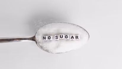Stop Sugar: சர்க்கரையை விரும்பி உண்பவரா நீங்கள்? இந்த எச்சரிக்கை உங்களுக்குத் தான்!