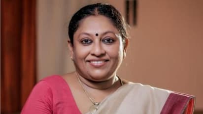 പ്രവാസ കൈരളി സാഹിത്യ പുരസ്‍കാരം കെ. ആർ. മീരയ്ക്ക്