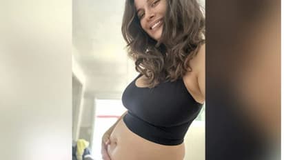 രണ്ടാമതും അമ്മയാവാനൊരുങ്ങി ഈവ്ലിൻ ശർമ; വൈറലായി പോസ്റ്റ്