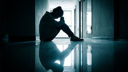 पुलिसवाले ब्वॉयफ्रेंड ने किया खौफनाक SEX, 12 महिलाओं को बना चुका था अपनी हवस का शिकार