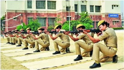 5 साल से जिस अपहृत लड़की को ढूंढ रही थी पुलिस- वह दिल्ली पुलिस में कांस्टेबल बन कर रही थी नौकरी