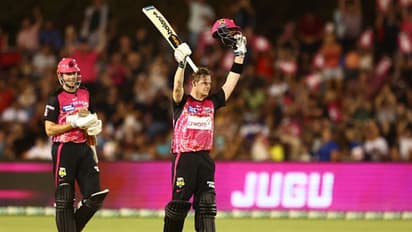 BBL: நானும் டி20 பிளேயர் தான்டா.. அடிலெய்ட் ஸ்டிரைக்கர்ஸை அடி பிரித்து மேய்ந்து சதமடித்து நிரூபித்த ஸ்மித்