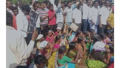  జగిత్యాల మాస్టర్ ప్లాన్: కలెక్టరేట్  ఎదుట రైతుల ధర్నా, ఉద్రిక్తత