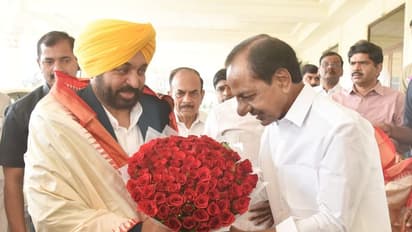 ప్రగతి భవన్ కు ముగ్గురు సీఎంలు, మాజీ సీఎం, జాతీయ నేతలు... సాదరస్వాగతం పలికిన కేసీఆర్ (ఫోటోలు)