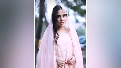 Maharashtra women's panel writes to Mumbai police, asks to look into Urfi Javed's security request