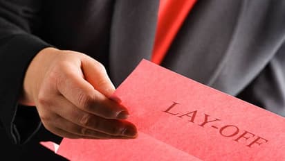 900 ಉದ್ಯೋಗಿಗಳನ್ನು ಕೆಲಸದಿಂದ ತೆಗೆದ ಟಾಟಾ ಸ್ಟೀಲ್; 8.7 ಕೋಟಿ ರೂ. ನೆರವು ನೀಡಿದ ಸ್ಟಾರ್ ನಟ!