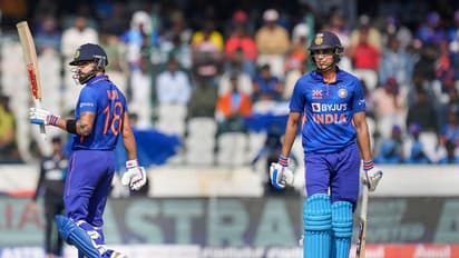 ന്യൂസിലന്ഡിനെതിരെയും ഗില്ലിയാട്ടം, സാക്ഷാല് വിരാട് കോലിയെയും പിന്നിലാക്കി ശുഭ്മാന് ഗില്