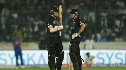 ഹൈദരാബാദിലെ വെടിക്കെട്ട്! ധോണിക്കൊപ്പം സുപ്രധാന റെക്കോര്ഡ് പങ്കിട്ട് ബ്രേസ്വെല്