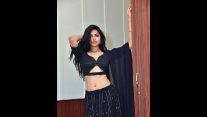 బిగ్ బాస్ దివి రెండు లిప్ కిస్సుల కోసమే ఒప్పుకుందా.. విమర్శల వెల్లువ