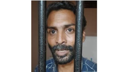 മദ്യപിക്കാൻ പണം വേണം; സസ്പെൻഷനിലായ സർക്കാർ ഉദ്യോഗസ്ഥൻ ഭക്ഷ്യസുരക്ഷാ പരിശോധനയ്ക്ക്, ഒടുവില് പിടിയില്