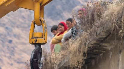 ಜೋಶಿಮಠ ಸಂತ್ರಸ್ತರಿಗೆ ಪರಿಹಾರ ಸಾಮಗ್ರಿ ಹೊತ್ತೊಯ್ಯುತ್ತಿದ್ದ ಕೇರಳ ಮೂಲದ ಪಾದ್ರಿ ಕಮರಿಗೆ ಬಿದ್ದು ಸಾವು..!