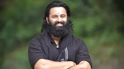 50 കോടി ക്ലബ്ബിലേക്ക് 'മാളികപ്പുറം'; കേരളത്തില് നാലാം വാരം 233 സ്ക്രീനുകളില്