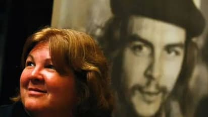 హైదరాబాద్కు చేరుకున్న చే గువేరా కూతురు, మనవరాలు.. శంషాబాద్ ఎయిర్పోర్ట్లో ఘనస్వాగతం..