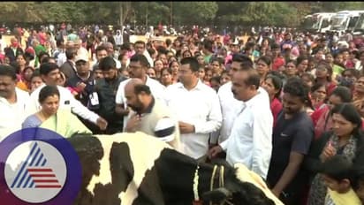 Bengaluru: 2 ಸಾವಿರ ಜನರಿಗೆ ತೀರ್ಥ ಸ್ಥಳಕ್ಕೆ ಉಚಿತ ಪ್ರವಾಸ : ಕಾಂಗ್ರೆಸ್ ಮುಖಂಡ ರಘುವೀರ್ ಎಸ್.ಗೌಡ ಆಯೋಜನೆ