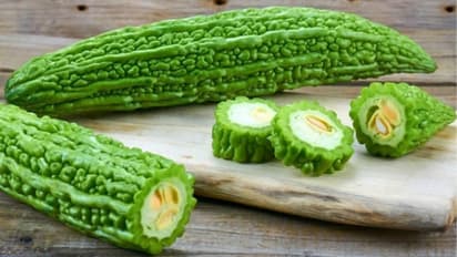 പ്രമേഹത്തെ നിയന്ത്രിക്കാന്‍ പാവയ്ക്ക; അറിയാം മറ്റ് ആരോഗ്യ ഗുണങ്ങള്‍...