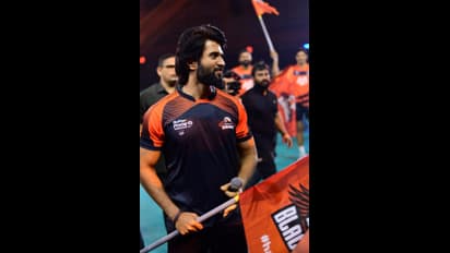 క్రీడారంగంలోకి విజయ్ దేవరకొండ.. స్పోర్ట్స్ ఎంటర్‌ప్రెన్యూర్‌గా మారిన సెన్సేషనల్ స్టార్!